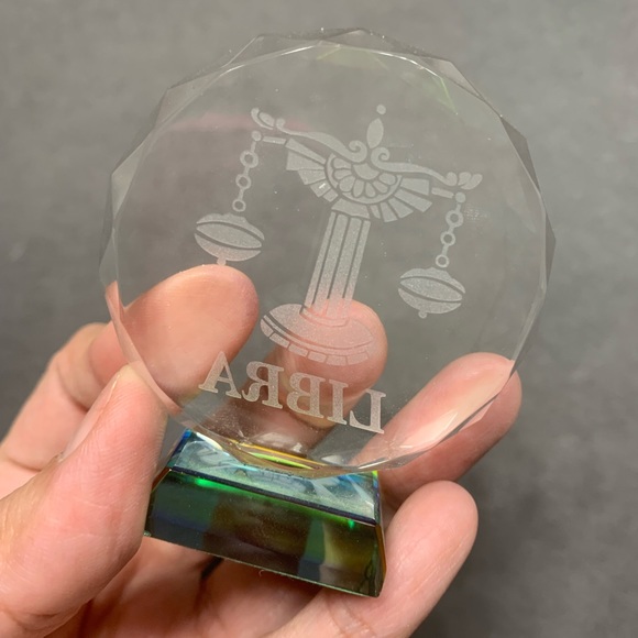 Libra Decor - Picture 2 of 4